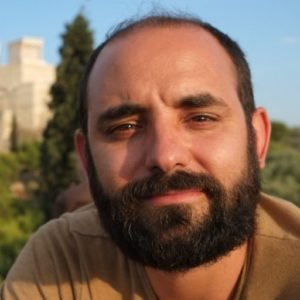 https://twitter.com/KrITIK4L